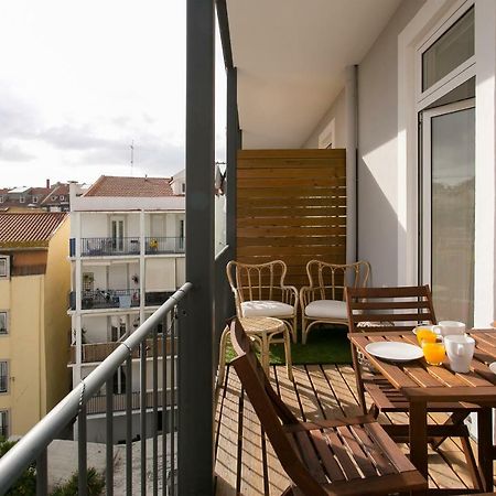 Altido Elegant City Deluxe Apartment & Altido Luxurious 3-Bedroom Apt With Terrace In Intendente Lisboa Exteriör bild